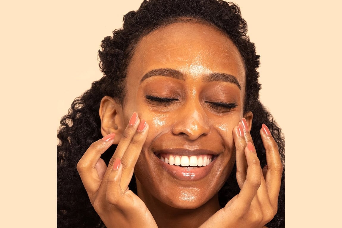 YINA Bioadaptive Cleanser